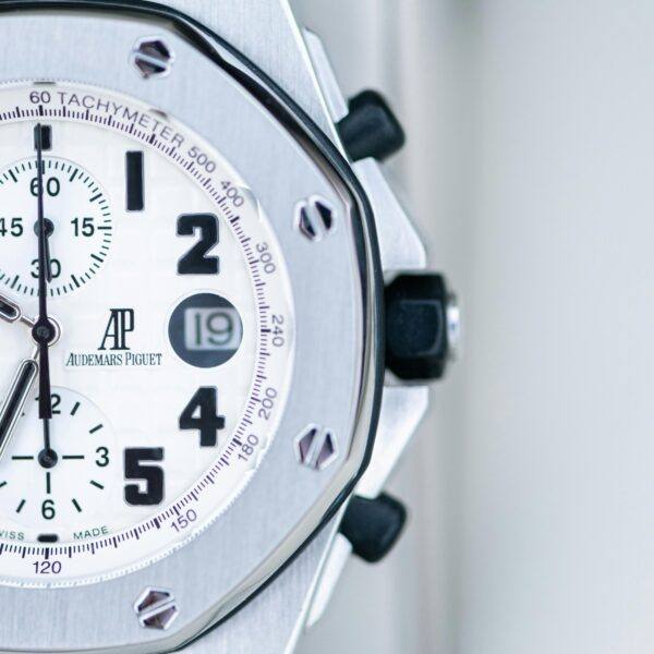 Win an Audemars Piguet (or £8000 cash alt) + 10,000 Instant Wins! 1 in 2 chance to win! - Image 7