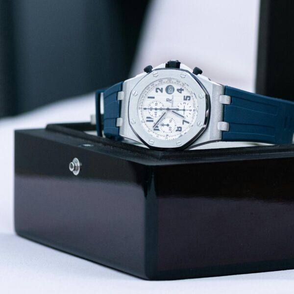 Win an Audemars Piguet (or £8000 cash alt) + 10,000 Instant Wins! 1 in 2 chance to win! - Image 13